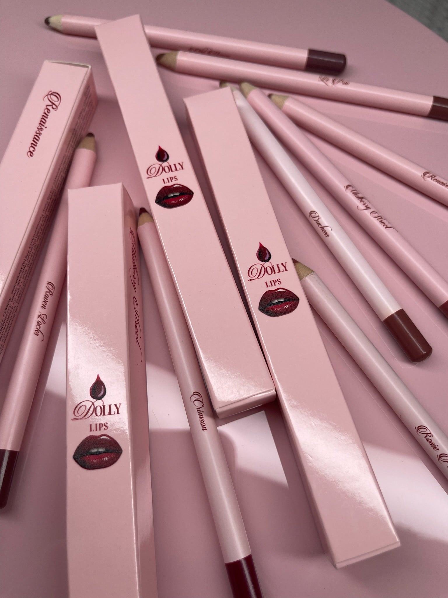 Dolly Lip Liner